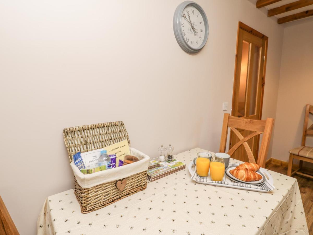 Barnaby Cottage Yarm Eksteriør bilde