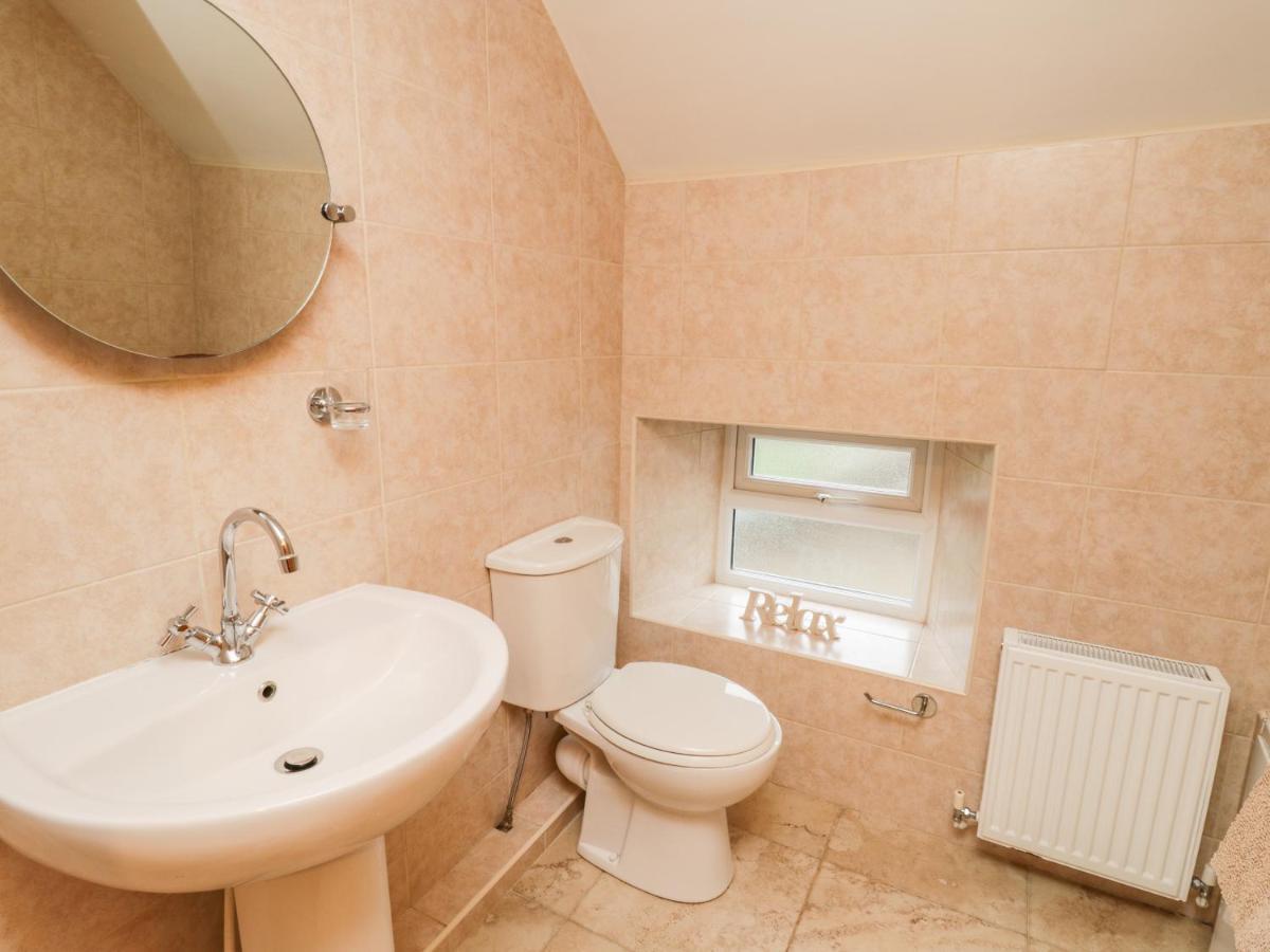 Barnaby Cottage Yarm Eksteriør bilde